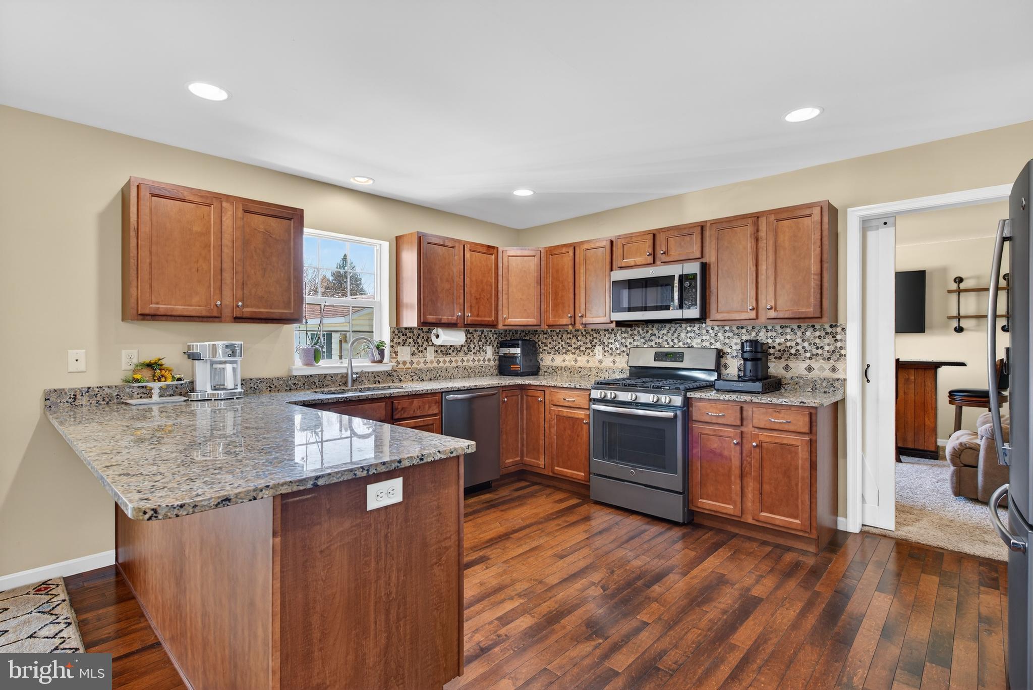 OLDE SOUTH CROSSING - Residential