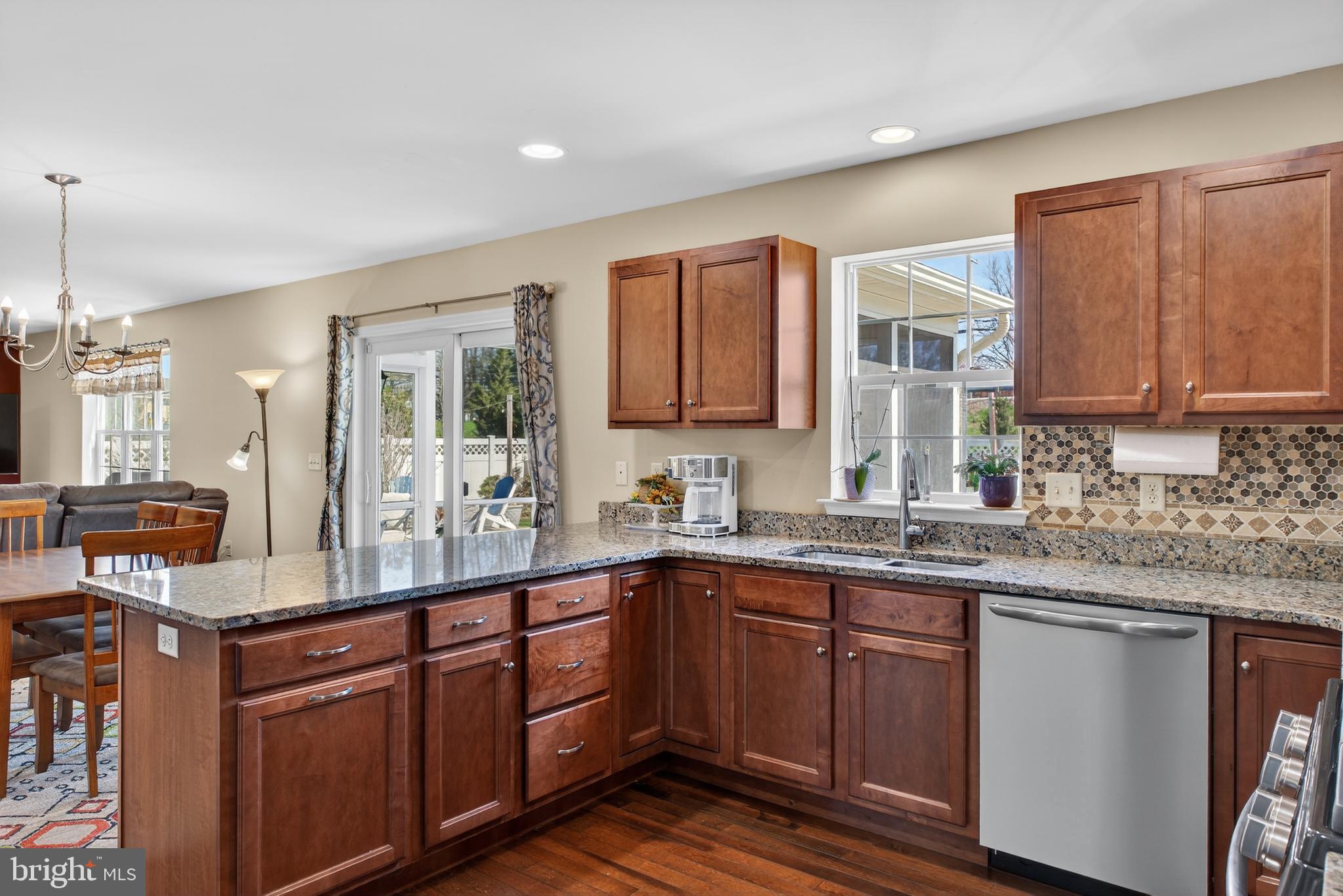 OLDE SOUTH CROSSING - Residential