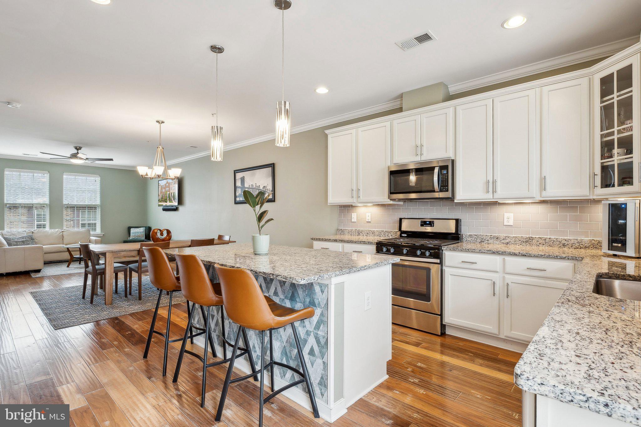 FOX HUNT ESTATES - Residential