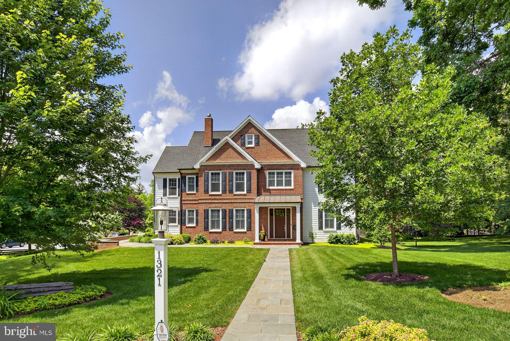 SCHOOL LANE HILLS - Residential
