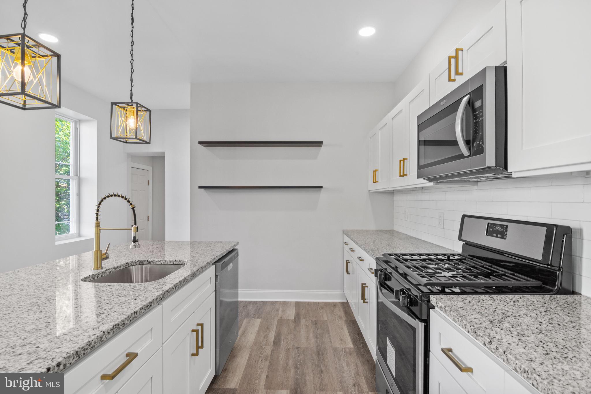 COBBS CREEK - Residential
