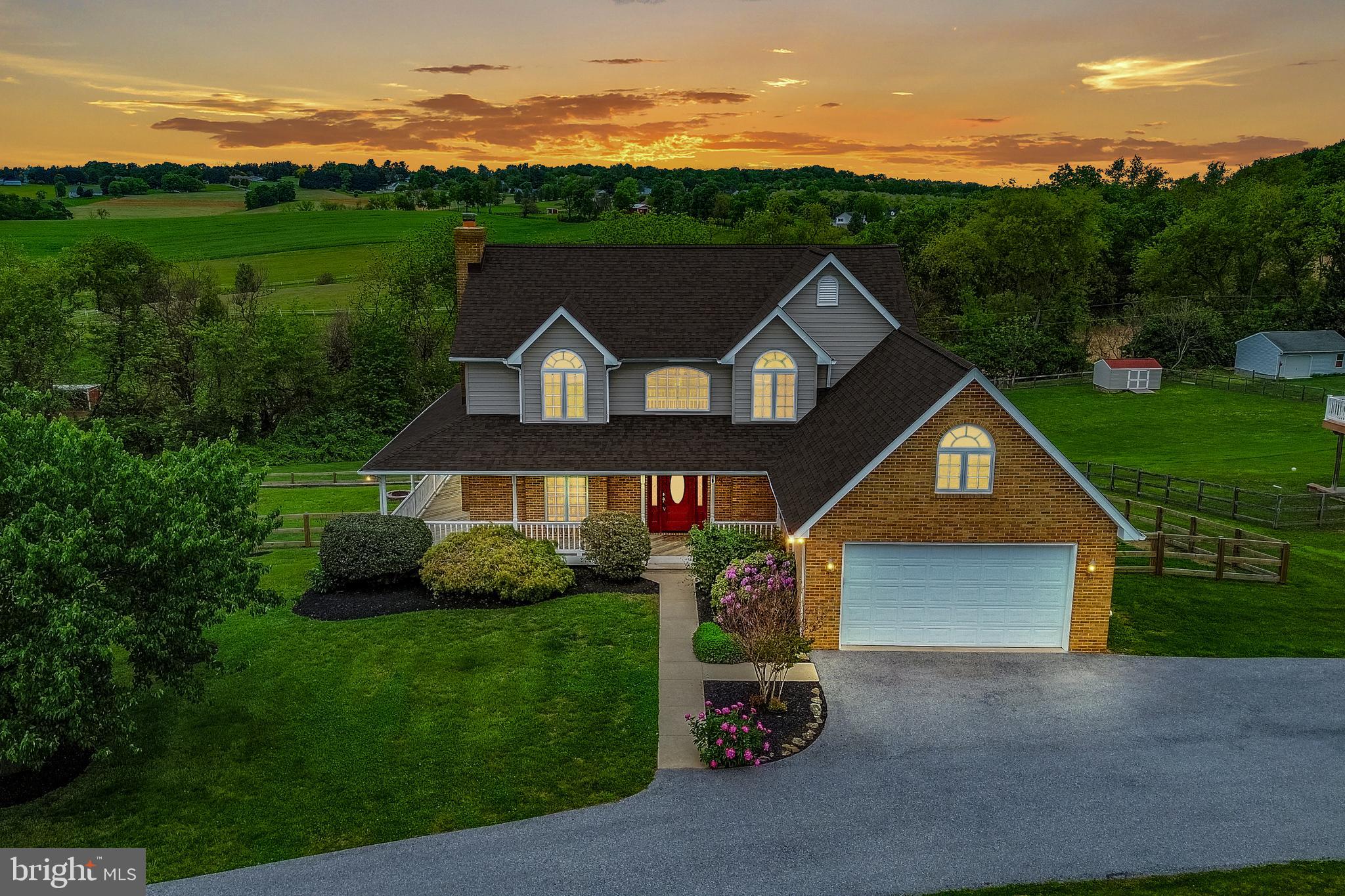BREEZEWOOD ESTATES - Residential
