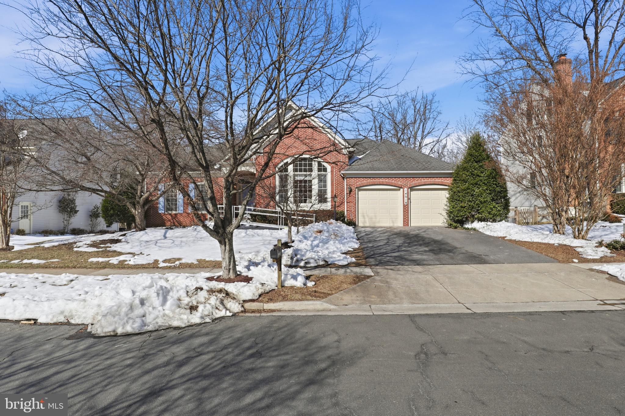 WILLOWS OF POTOMAC - Residential