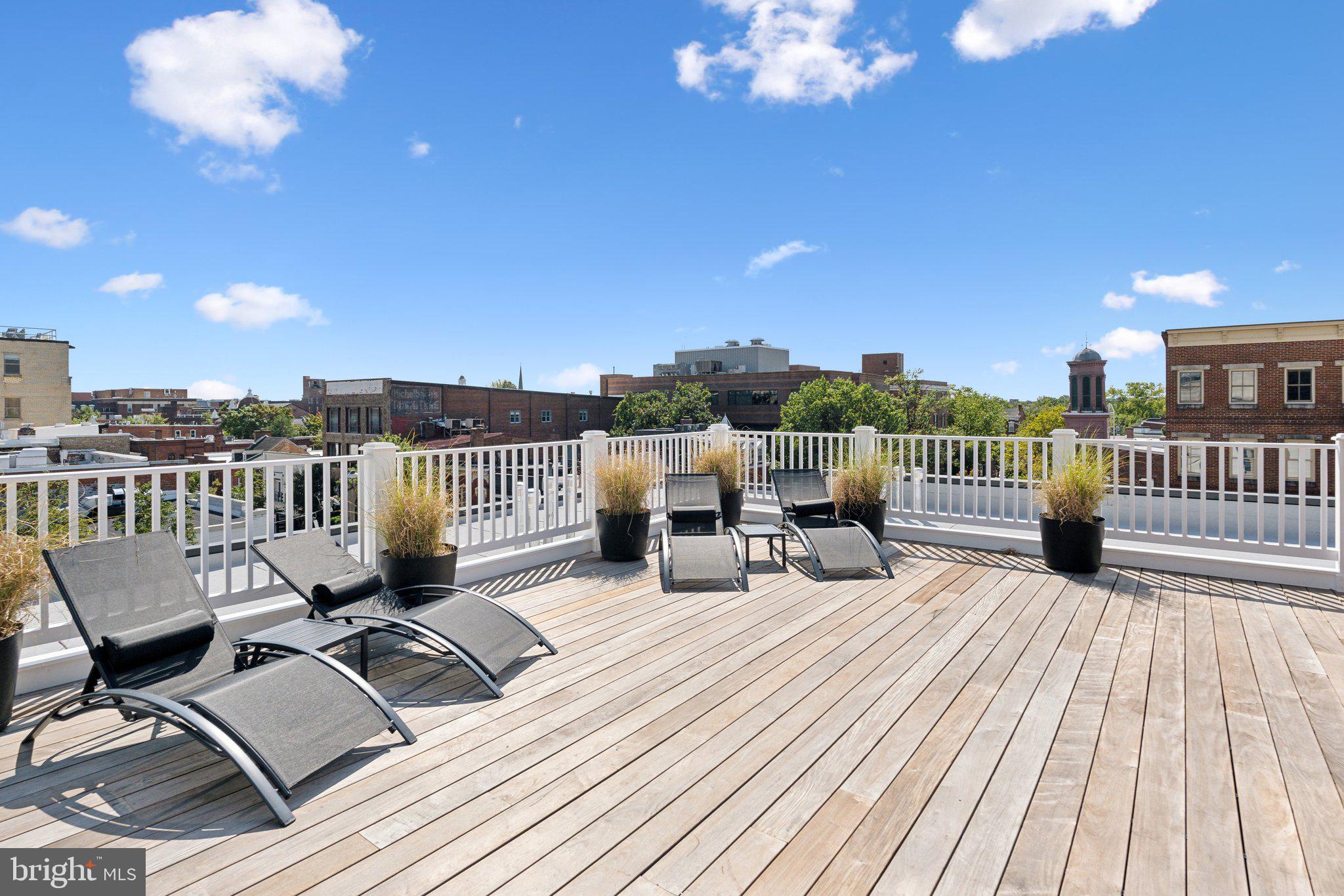 OLD TOWN ALEXANDRIA - Residential Lease
