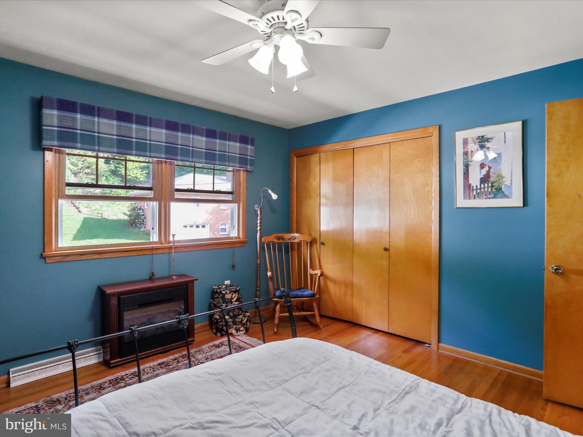 WEST SIDE - Residential