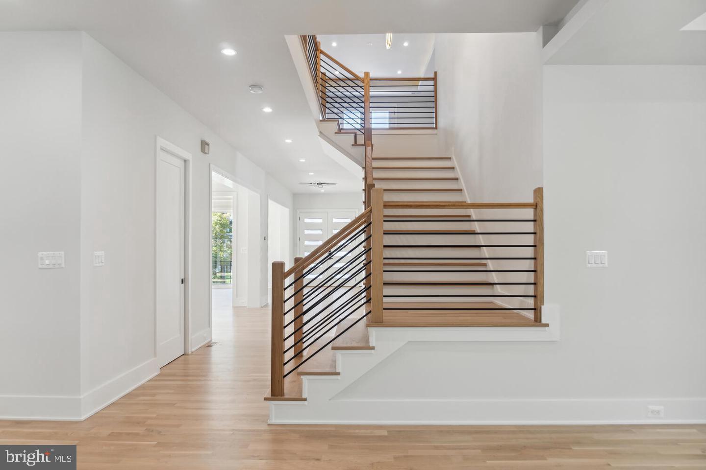 PIMMIT HILLS - Residential