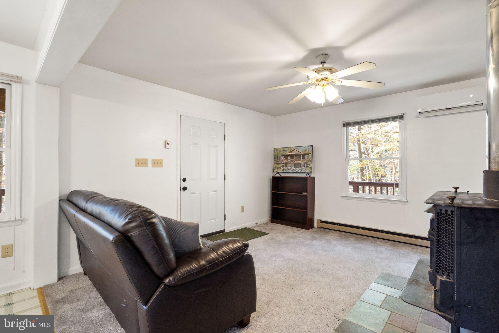 REYNOLDS ESTATES - Residential