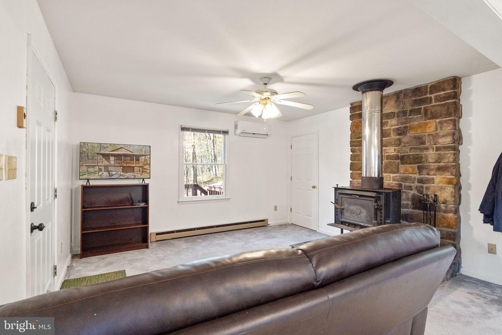 REYNOLDS ESTATES - Residential