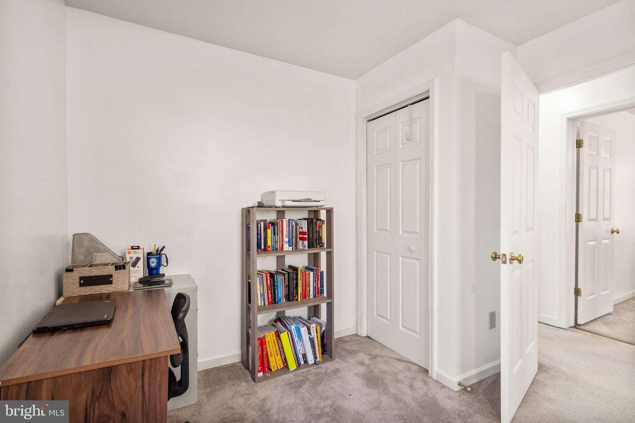 REYNOLDS ESTATES - Residential