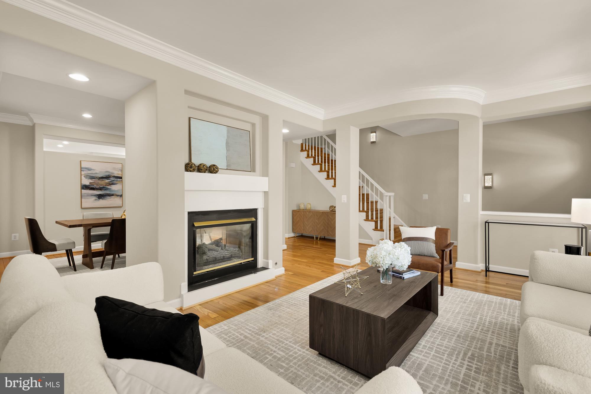 HILLCREST - Residential