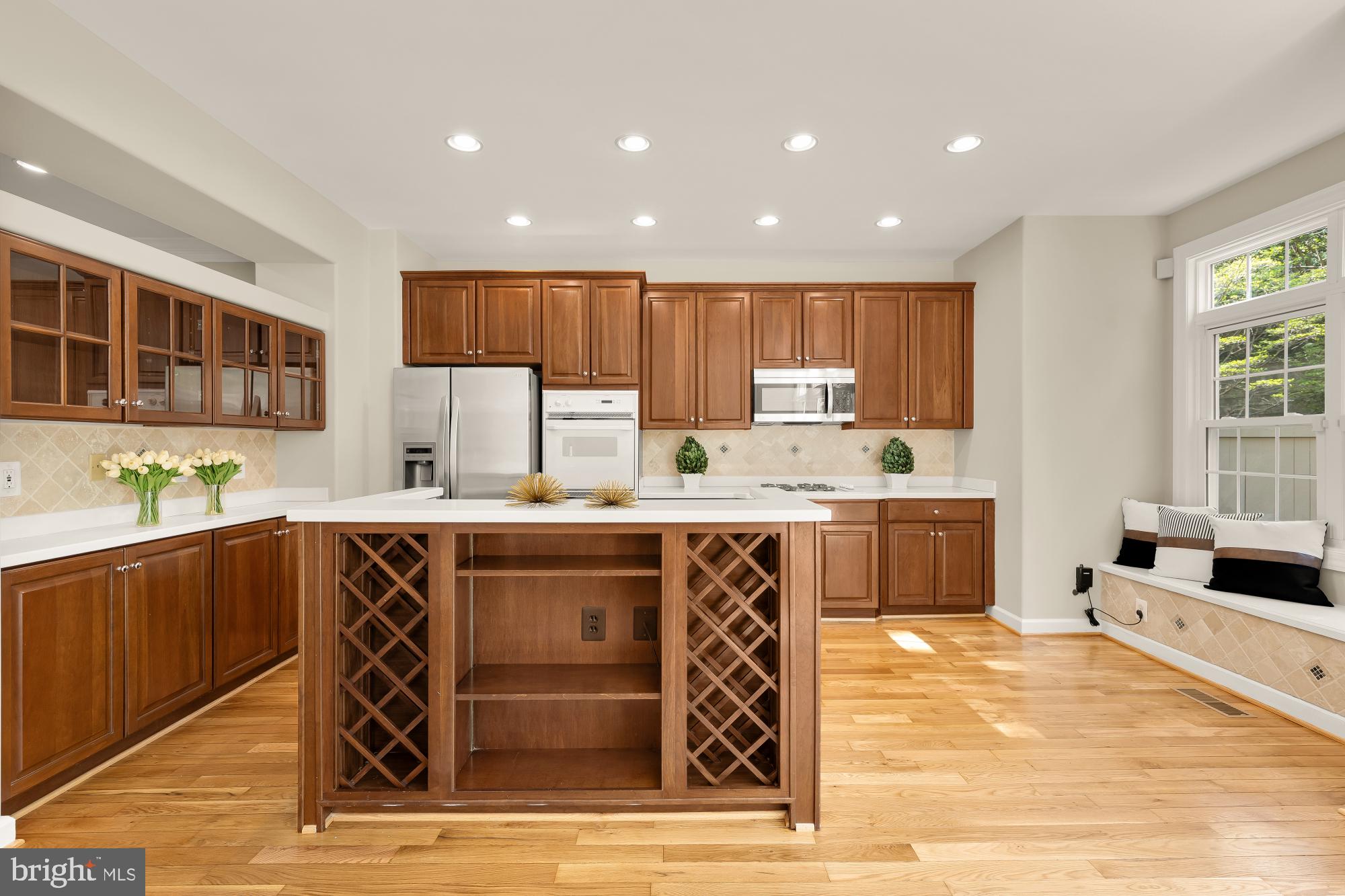 HILLCREST - Residential