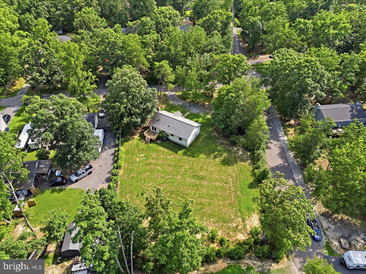 LAKE WILDERNESS - Residential