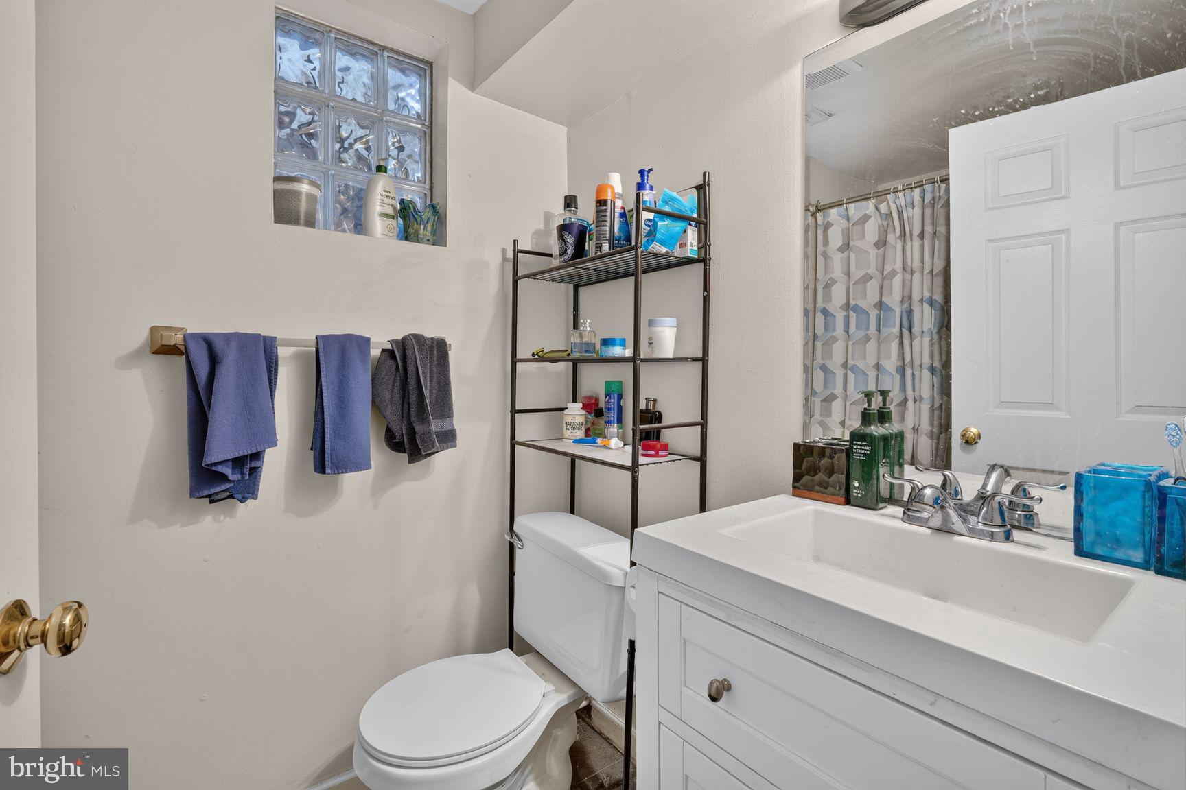 LOGAN CIRCLE - Residential