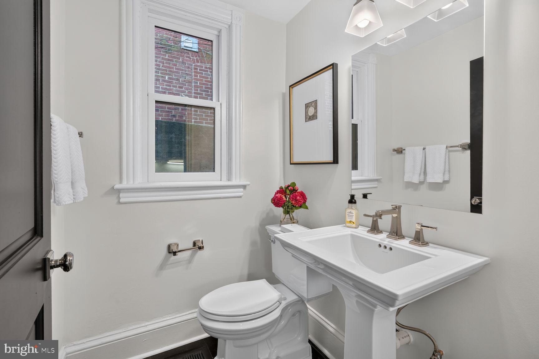 LOGAN CIRCLE - Residential