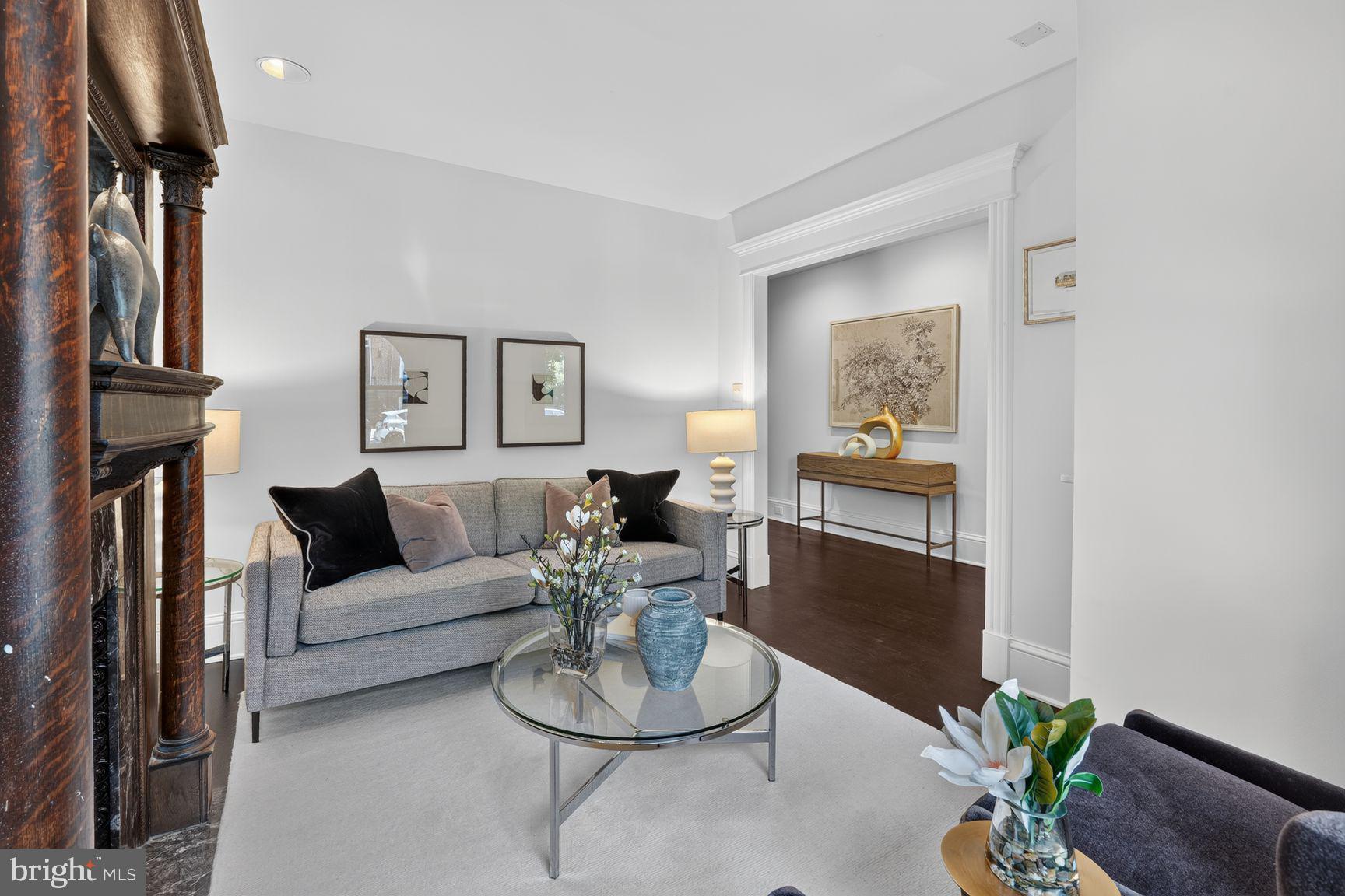 LOGAN CIRCLE - Residential