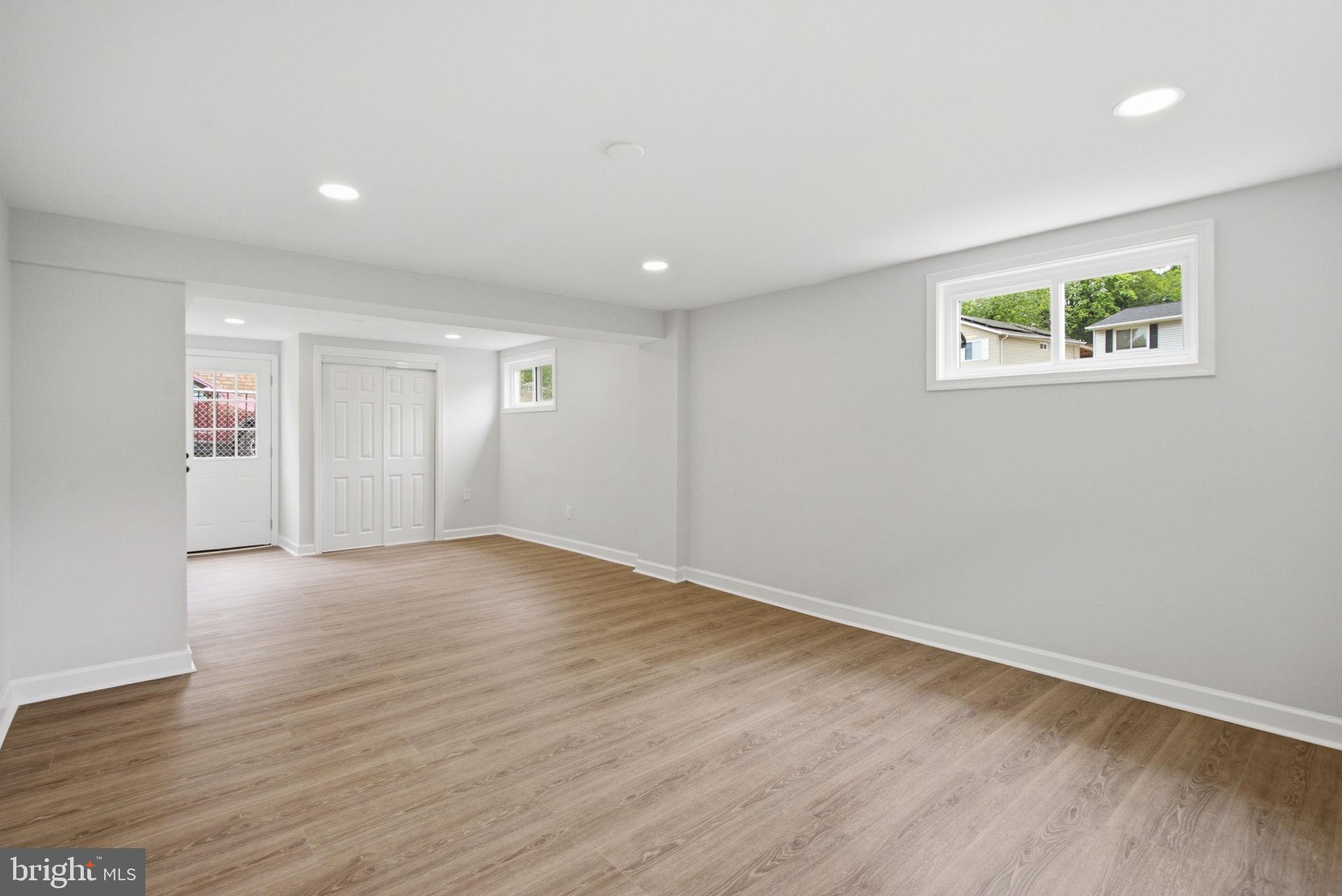 CARMODY HILLS - Residential