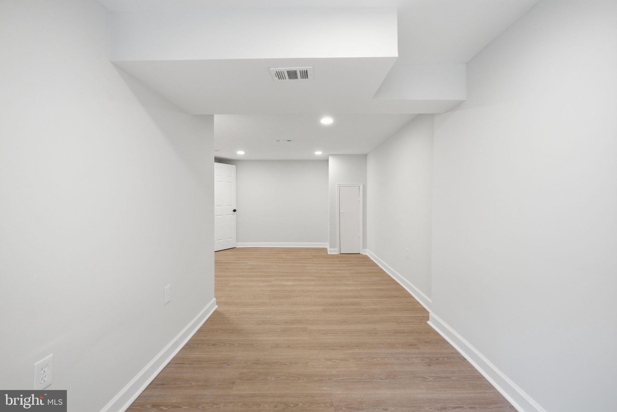 CARMODY HILLS - Residential