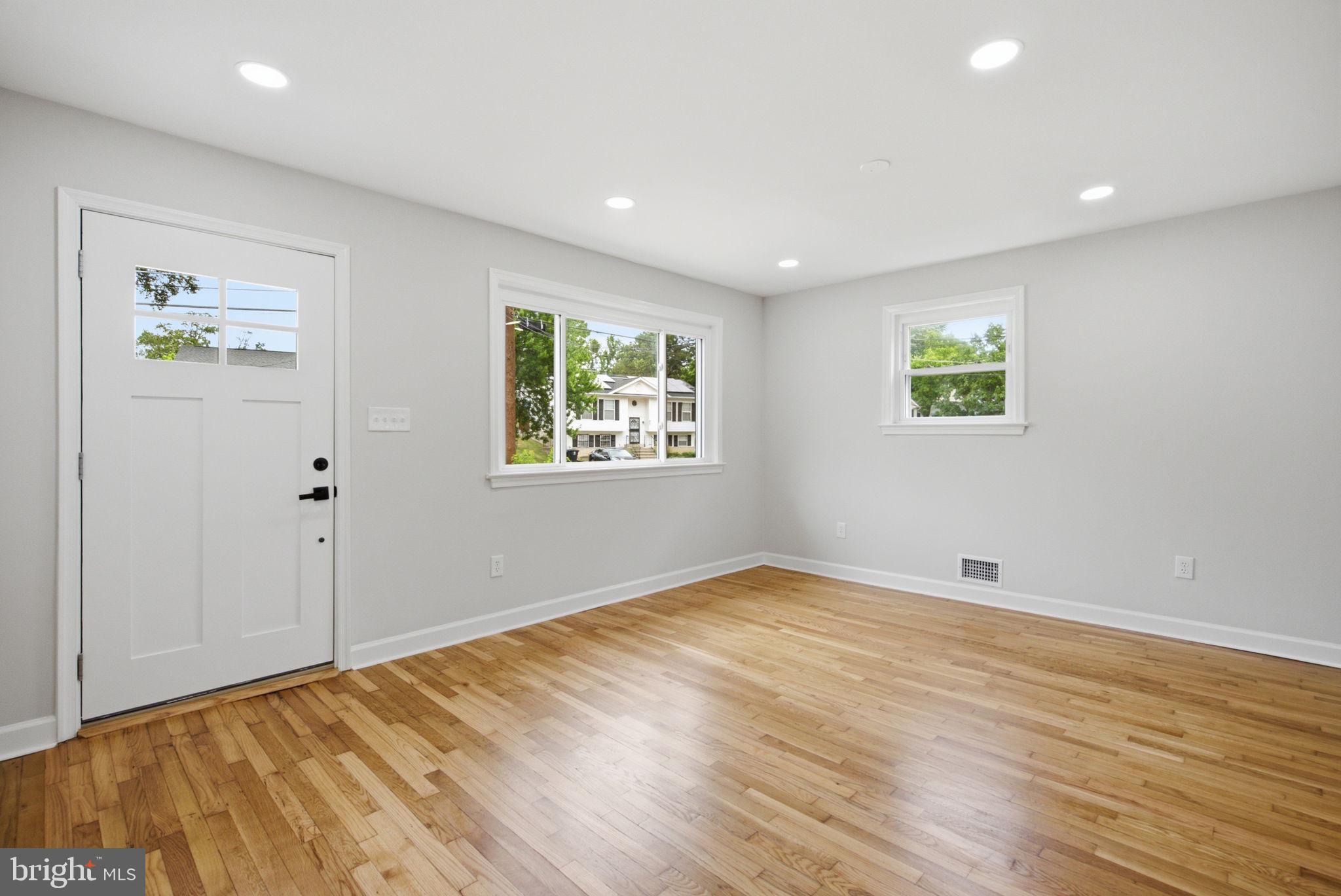 CARMODY HILLS - Residential