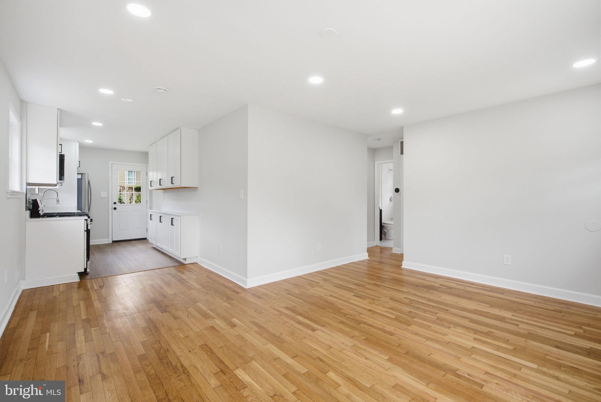 CARMODY HILLS - Residential