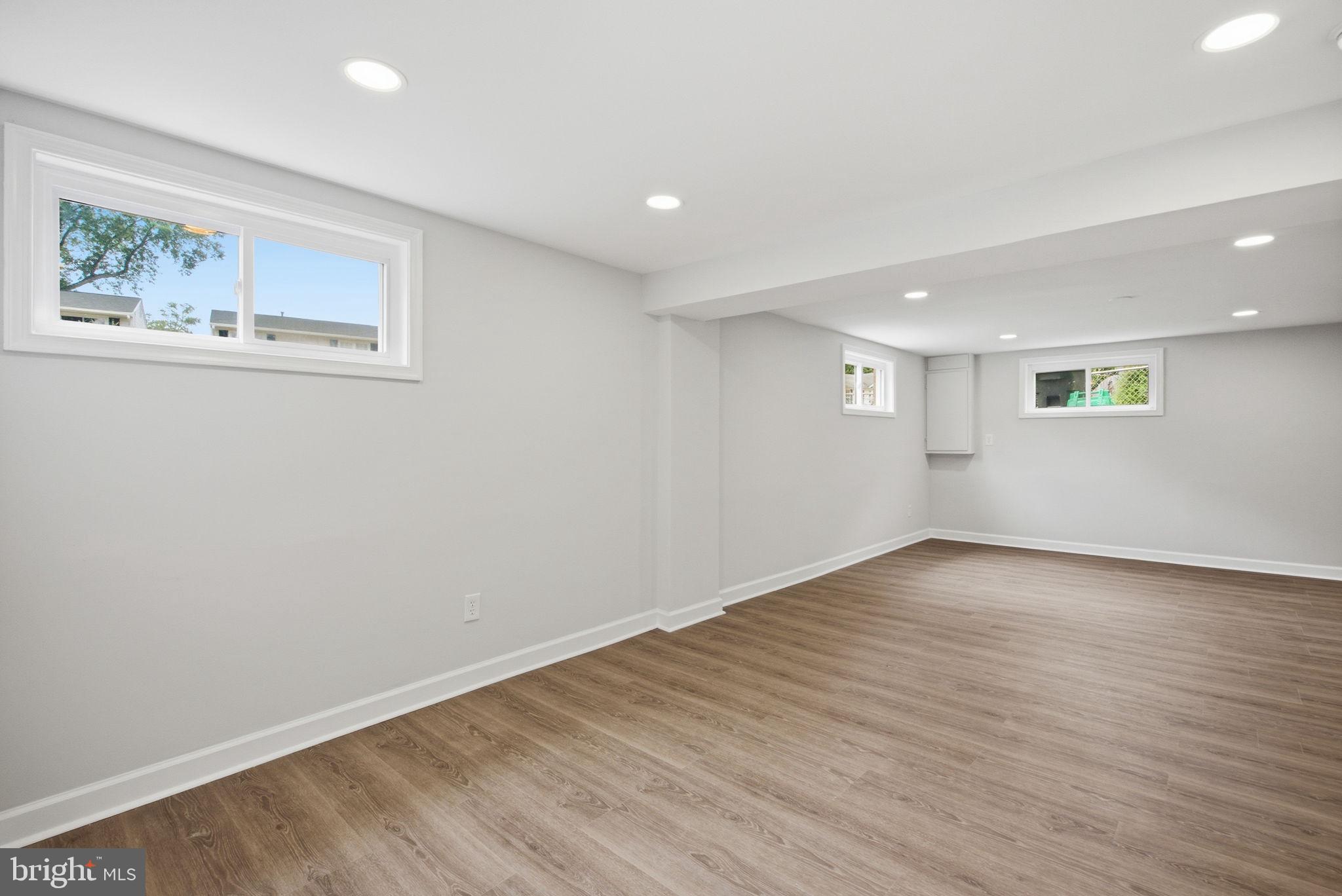 CARMODY HILLS - Residential