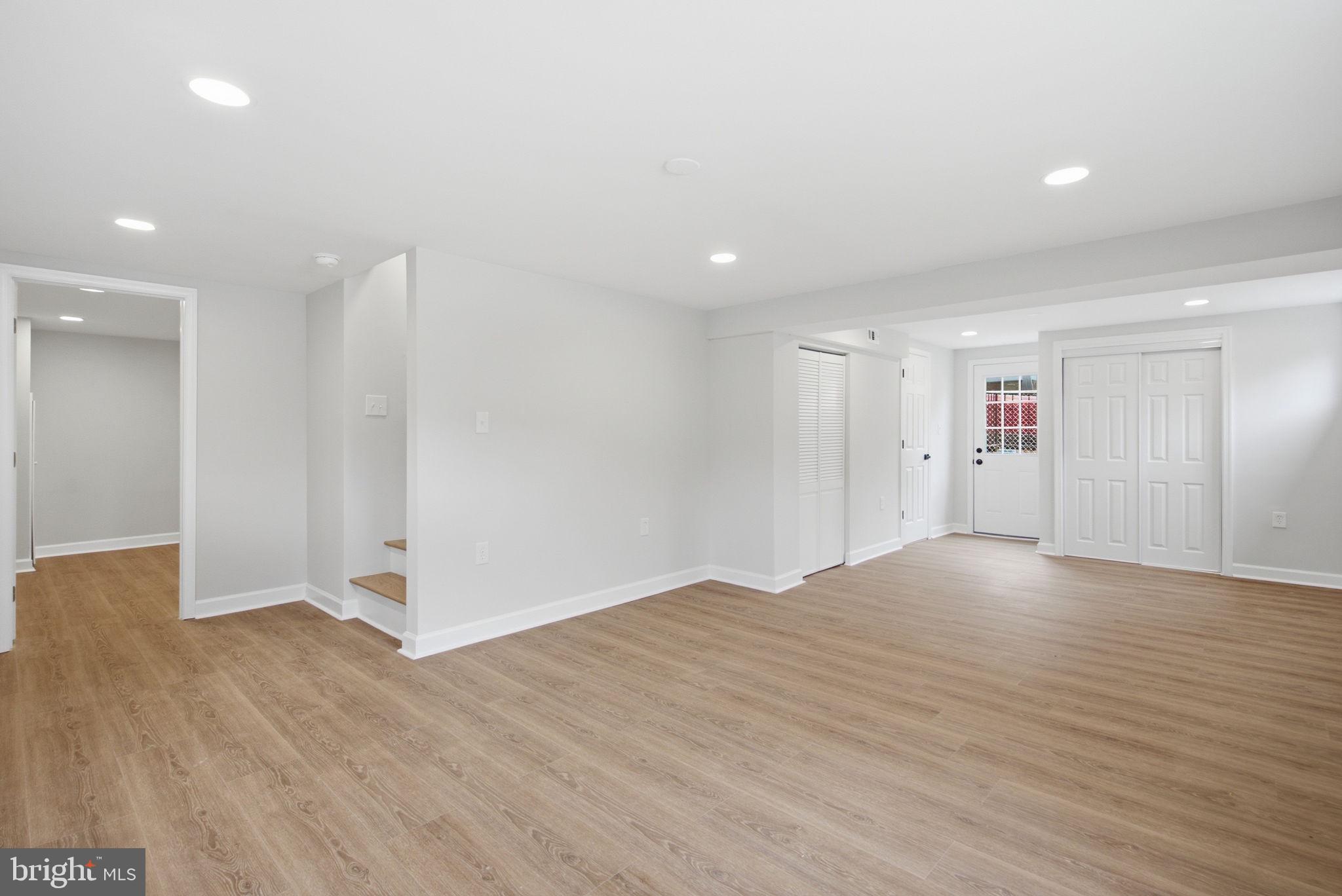 CARMODY HILLS - Residential