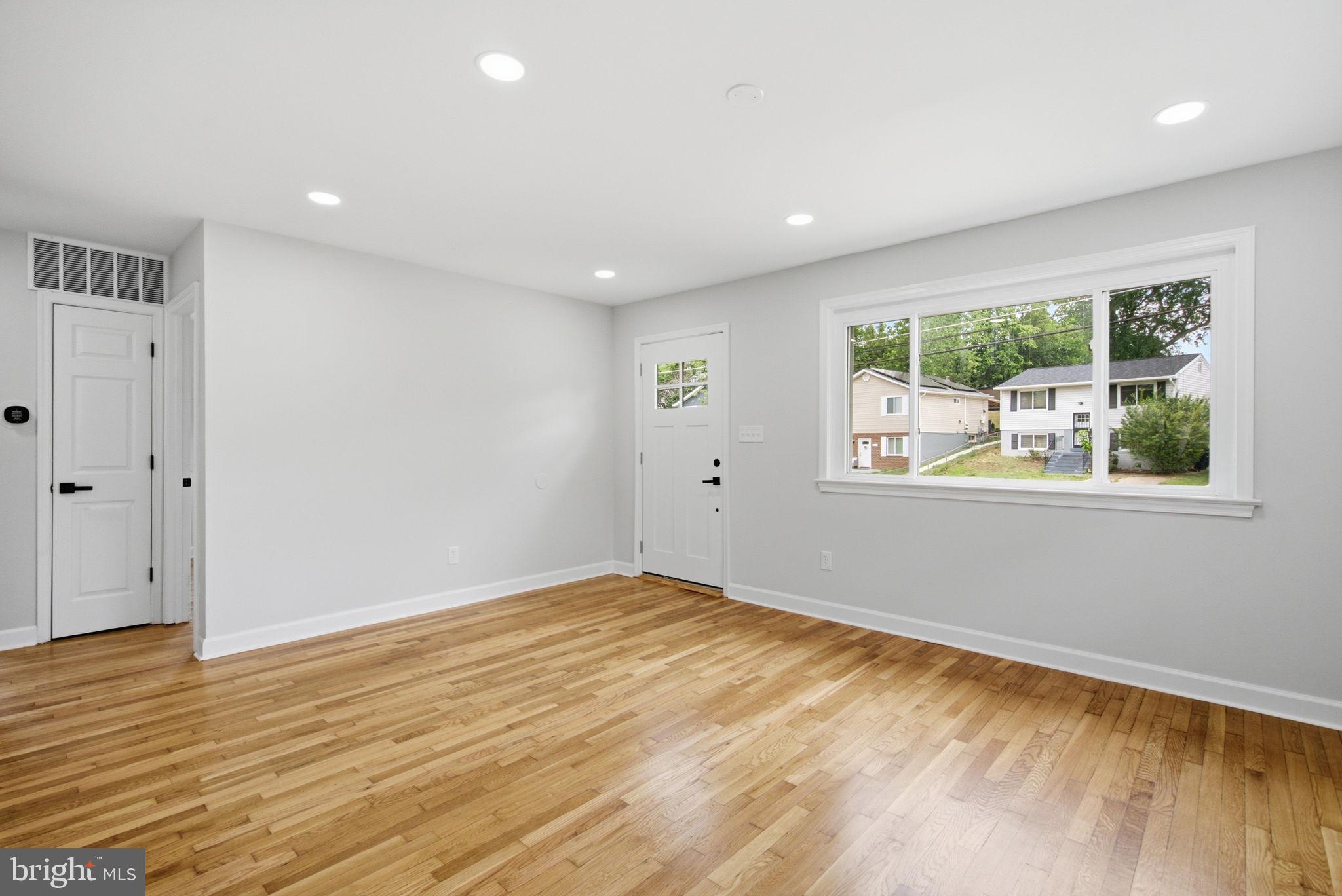 CARMODY HILLS - Residential