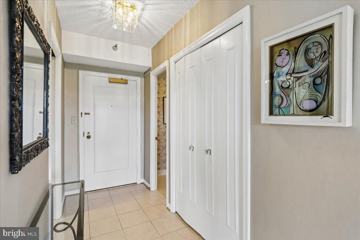 FALLSWOOD - Residential