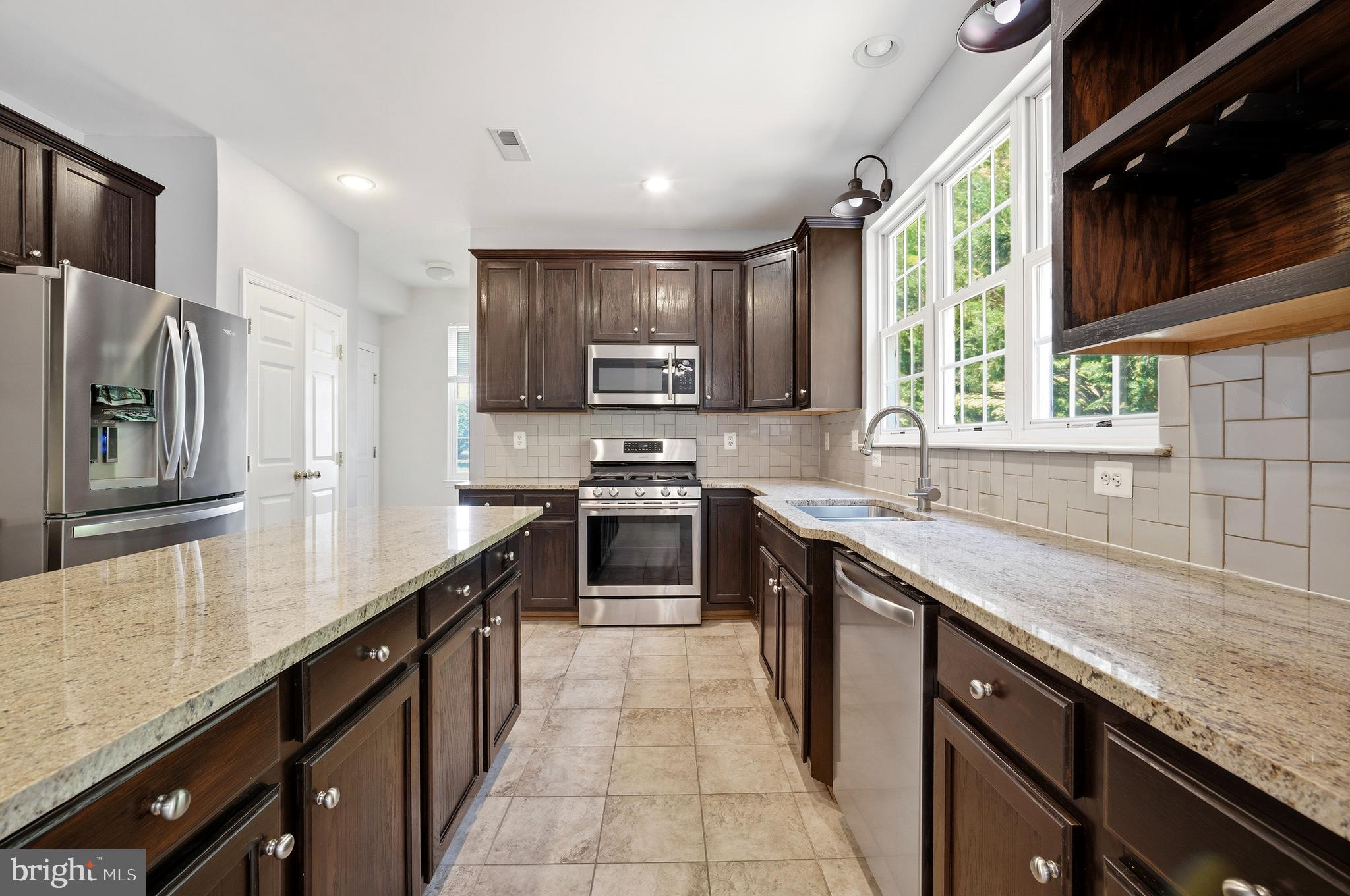 FOREST VISTA - Residential