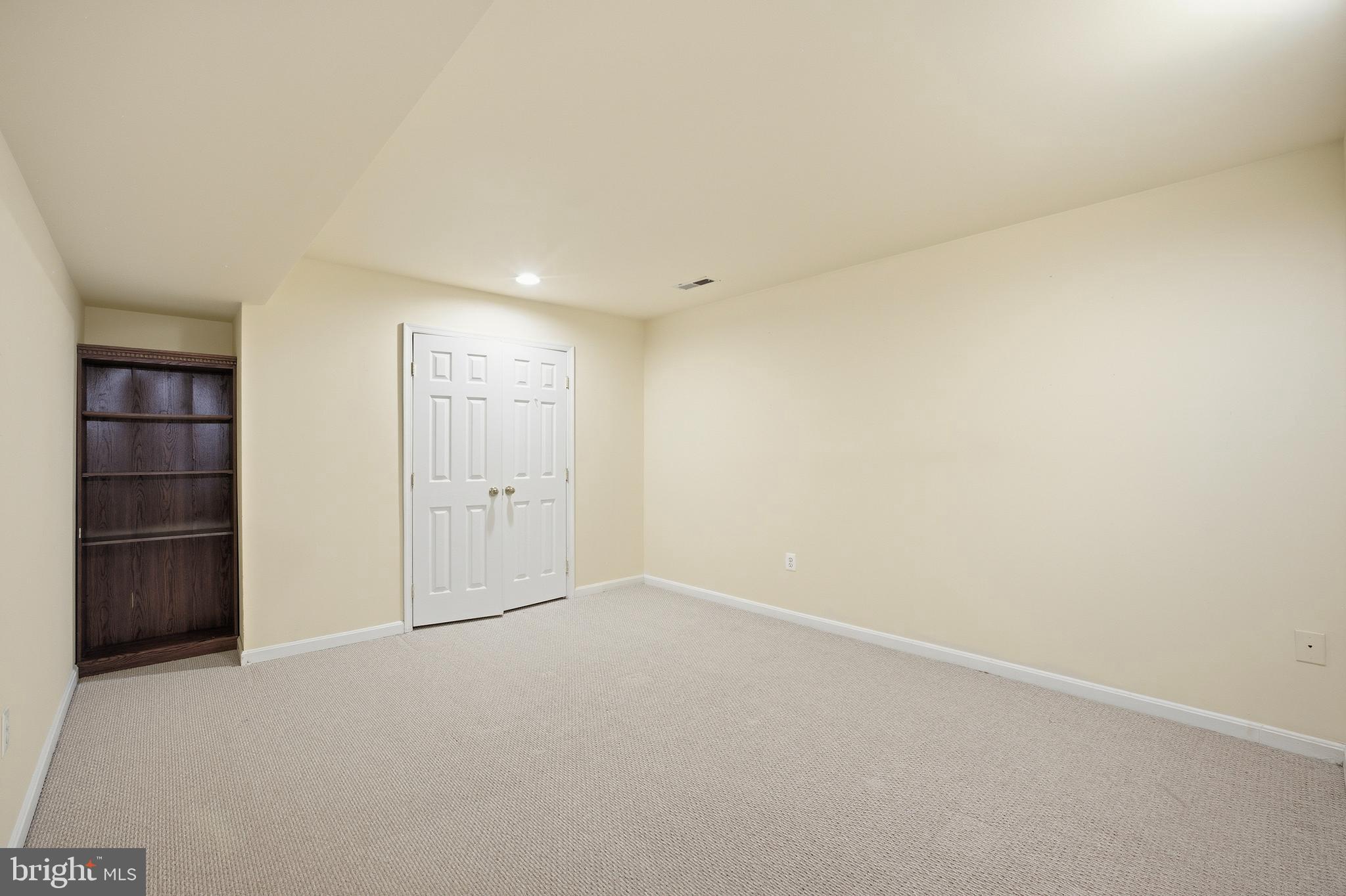 FOREST VISTA - Residential