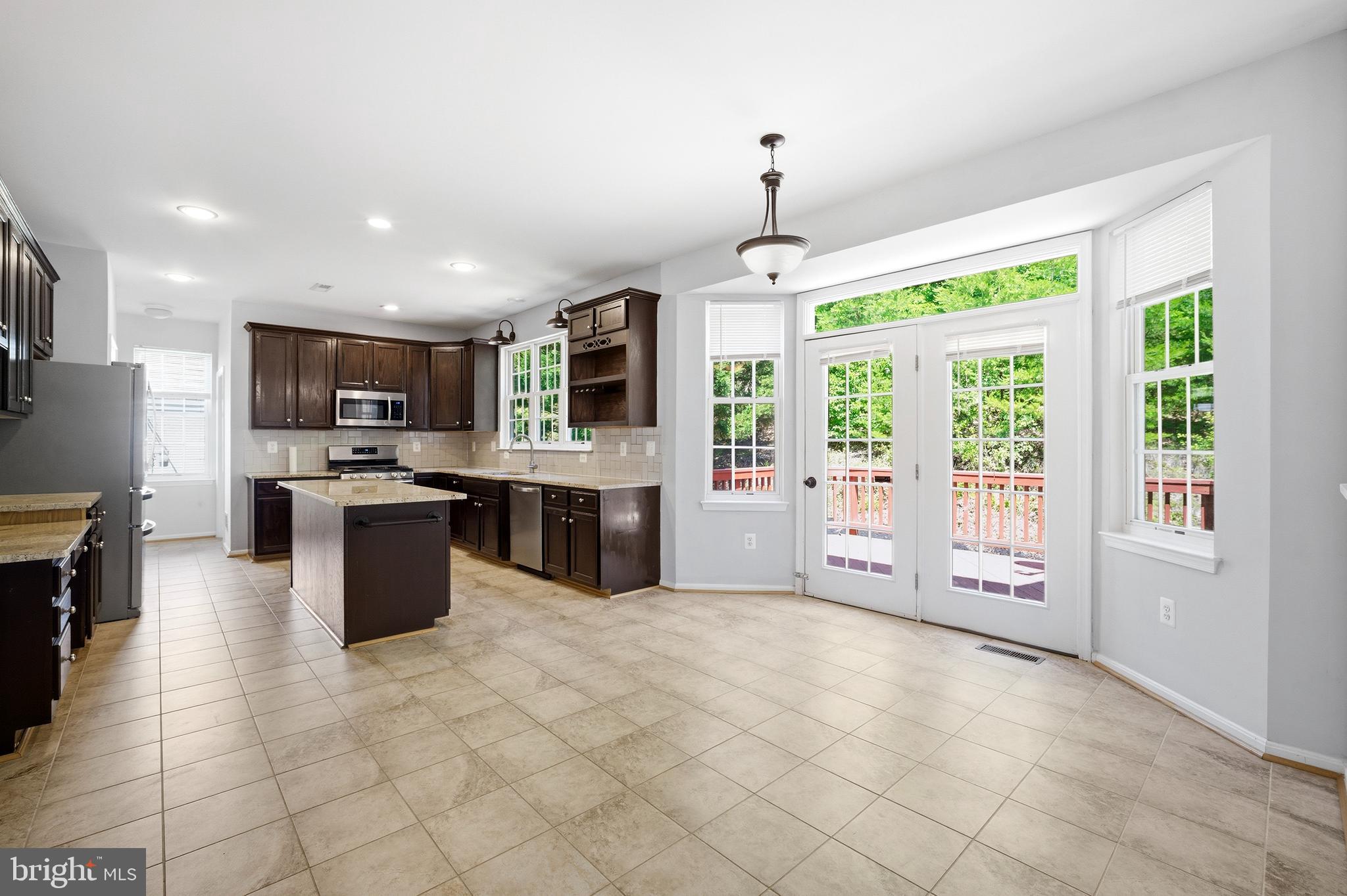 FOREST VISTA - Residential