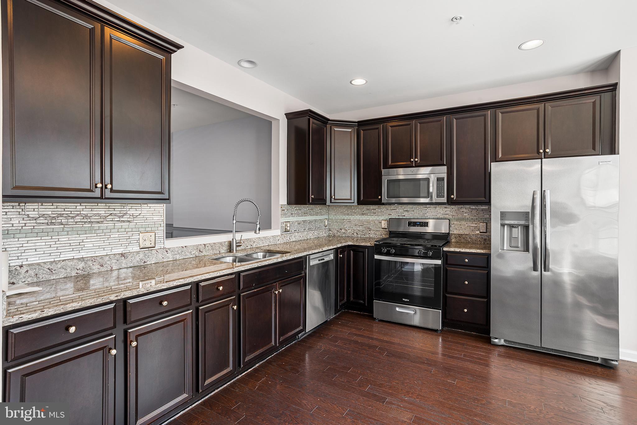 WARRINGTON POINTE - Residential