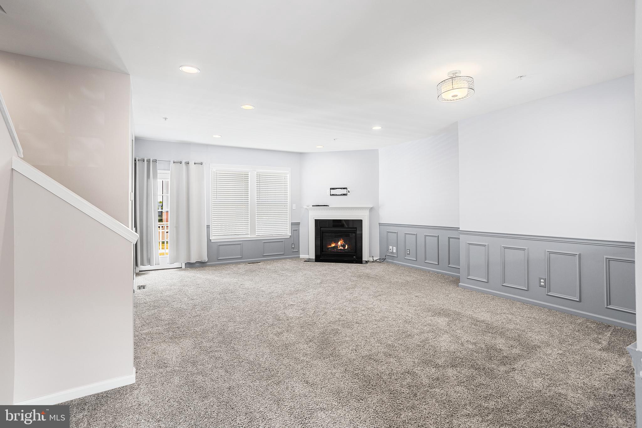WARRINGTON POINTE - Residential