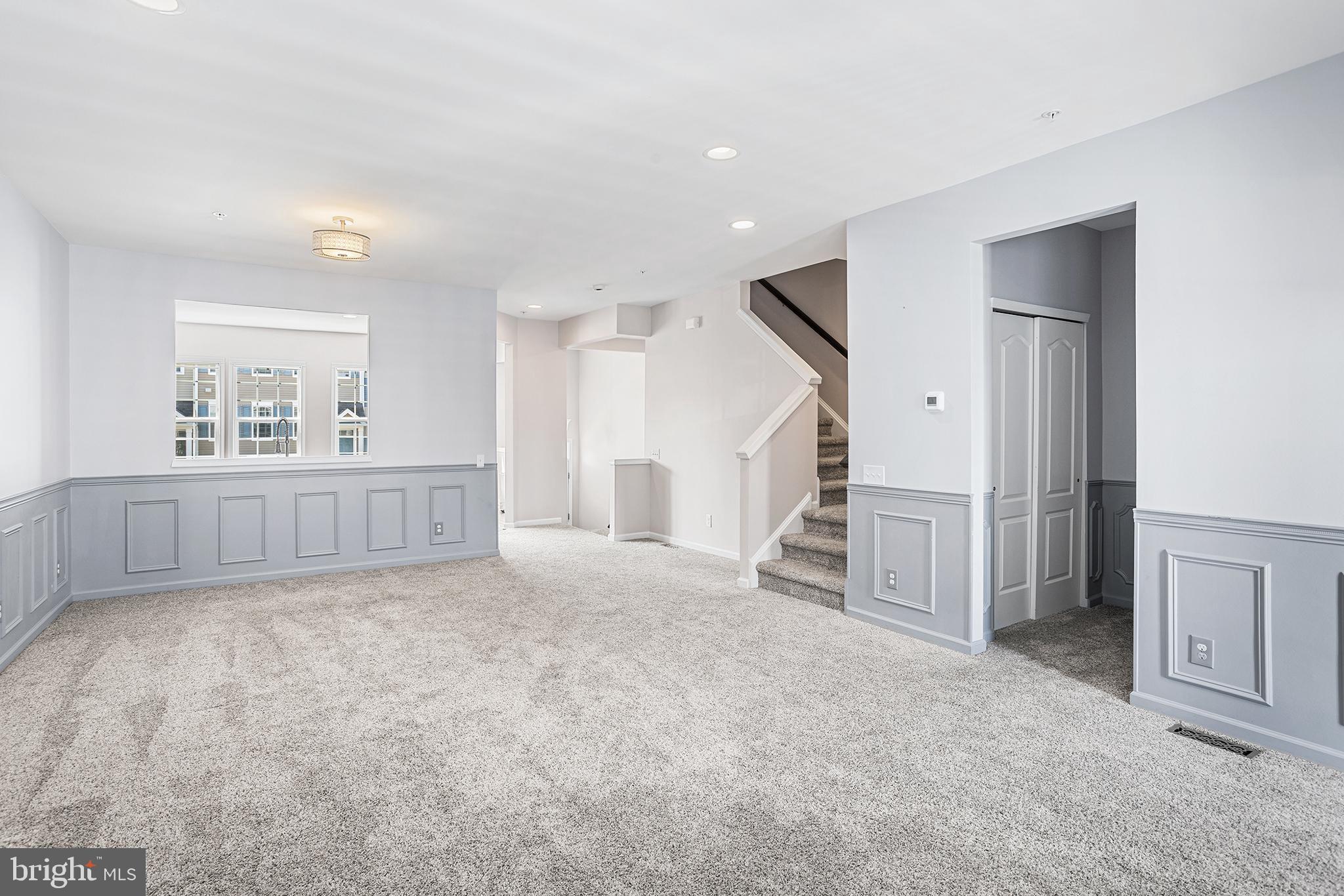 WARRINGTON POINTE - Residential