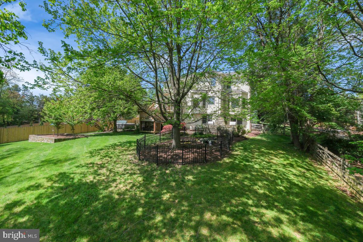LAKE NORMANDY ESTATES - Residential