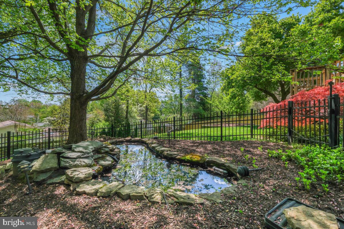LAKE NORMANDY ESTATES - Residential