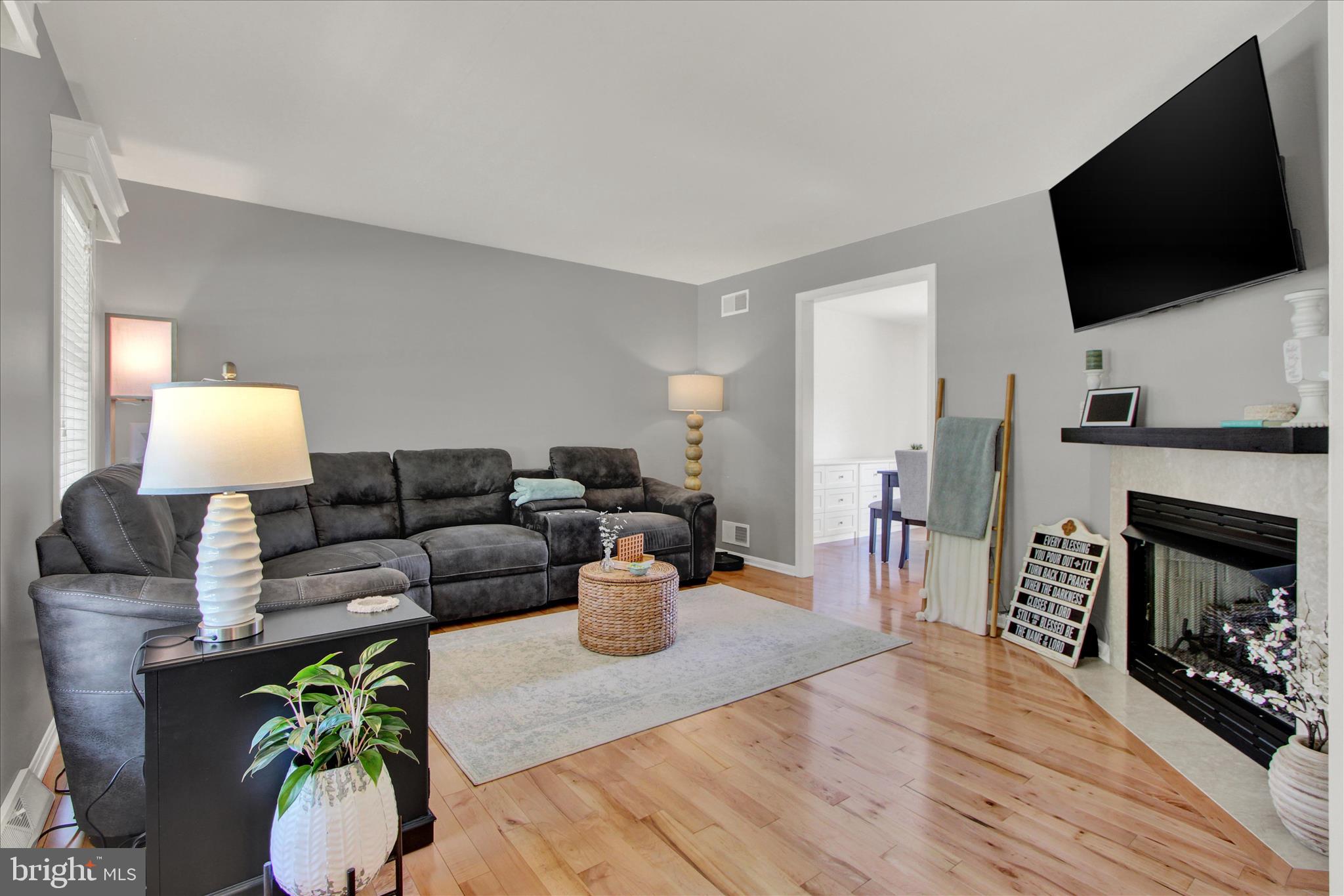MEADOW HILL ESTATES - Residential