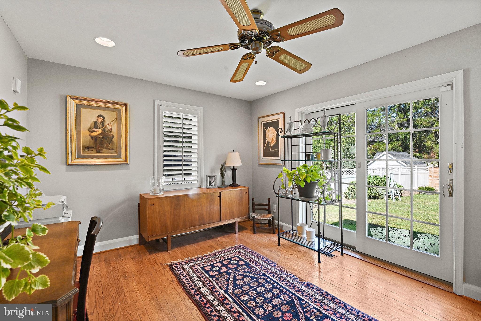 BROYHILLS MCLEAN ESTATES - Residential