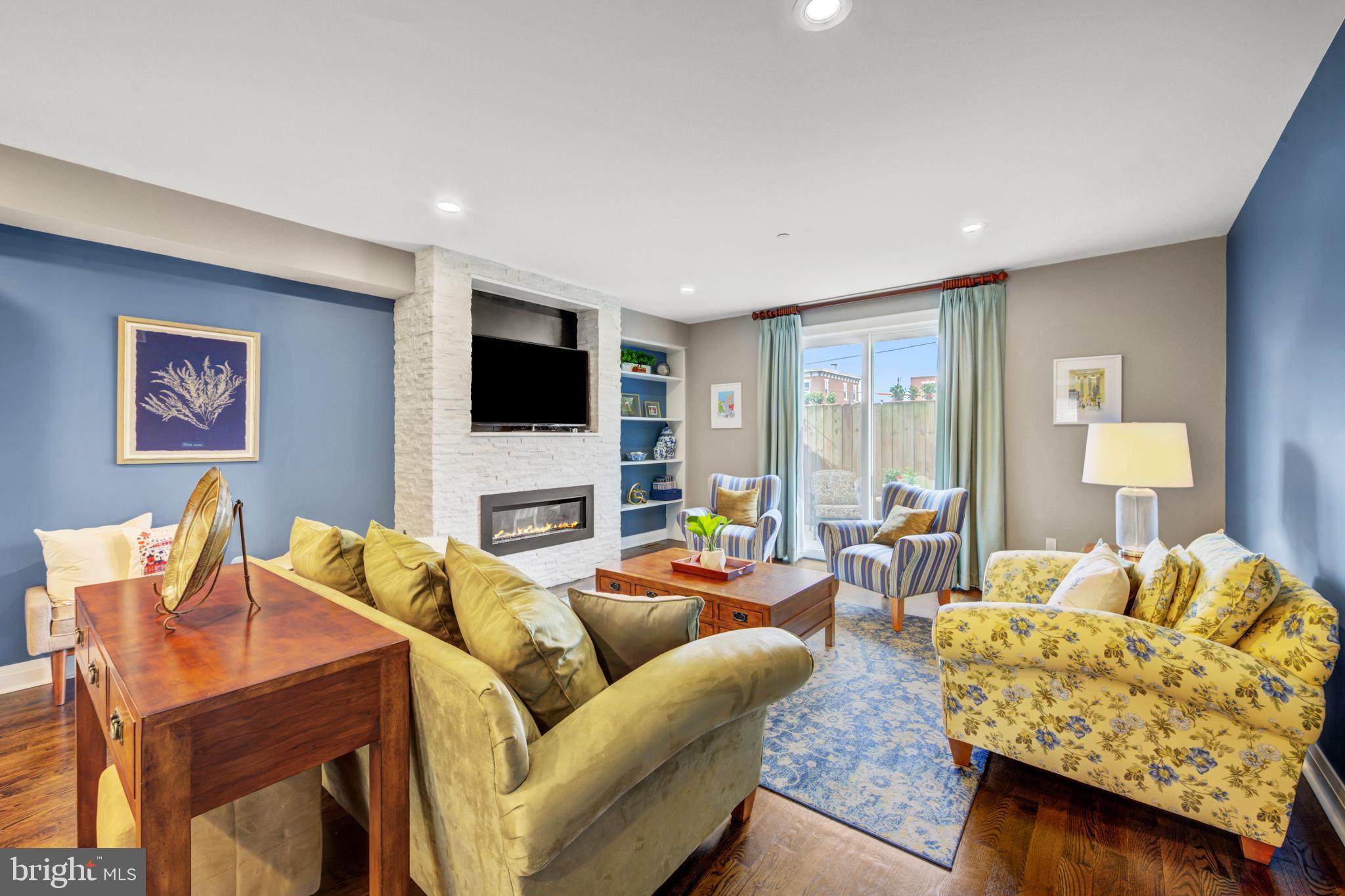 ART MUSEUM AREA - Residential