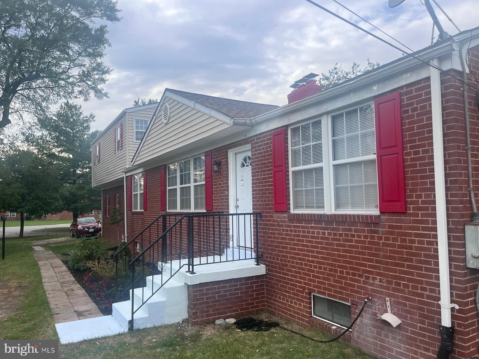 CLINTON - Residential