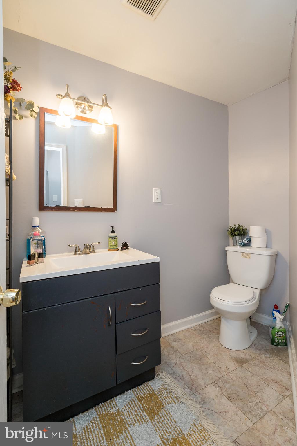 PASSYUNK SQUARE - Residential Income