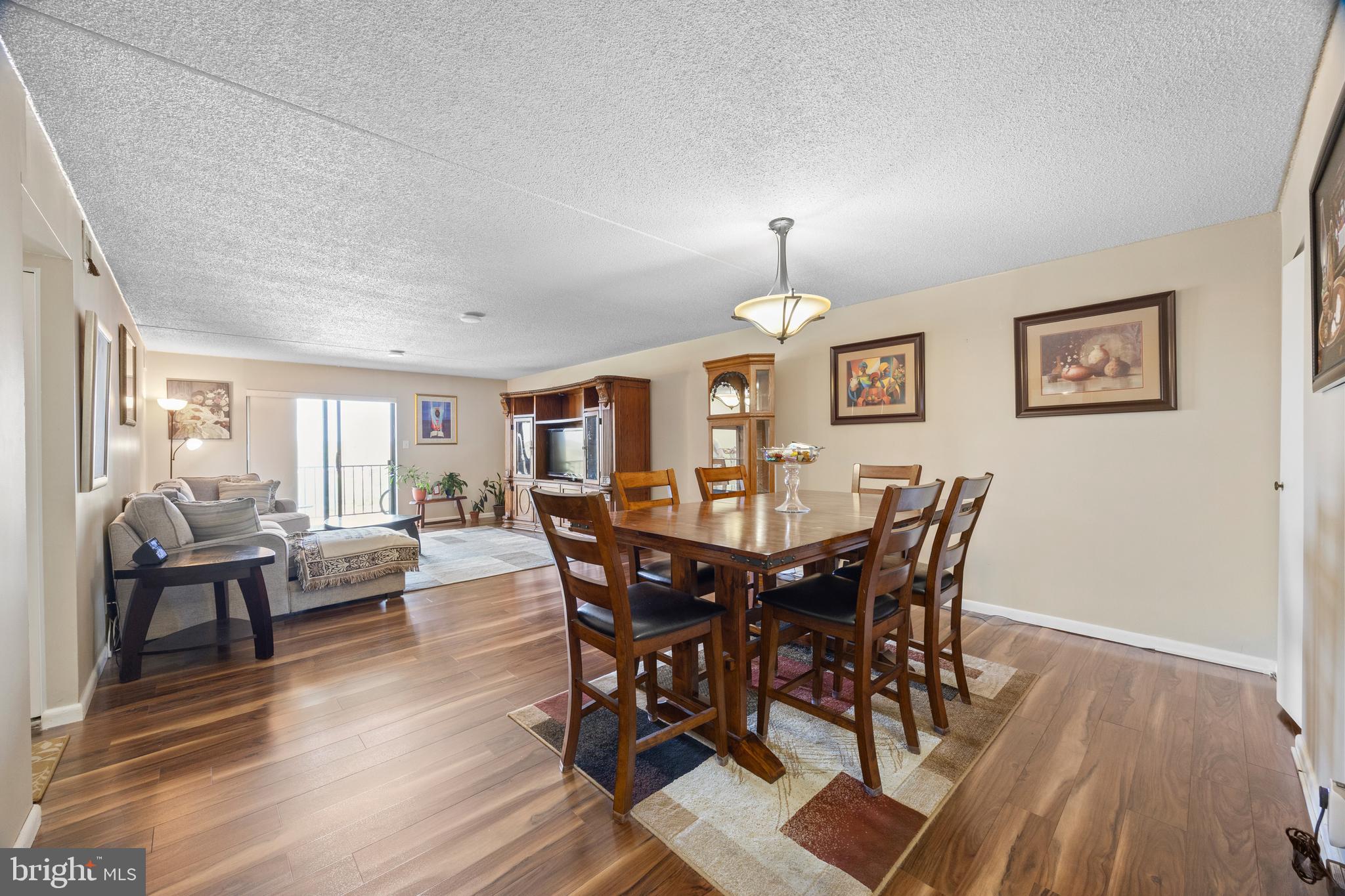 VALLEY FORGE TOWER - Residential