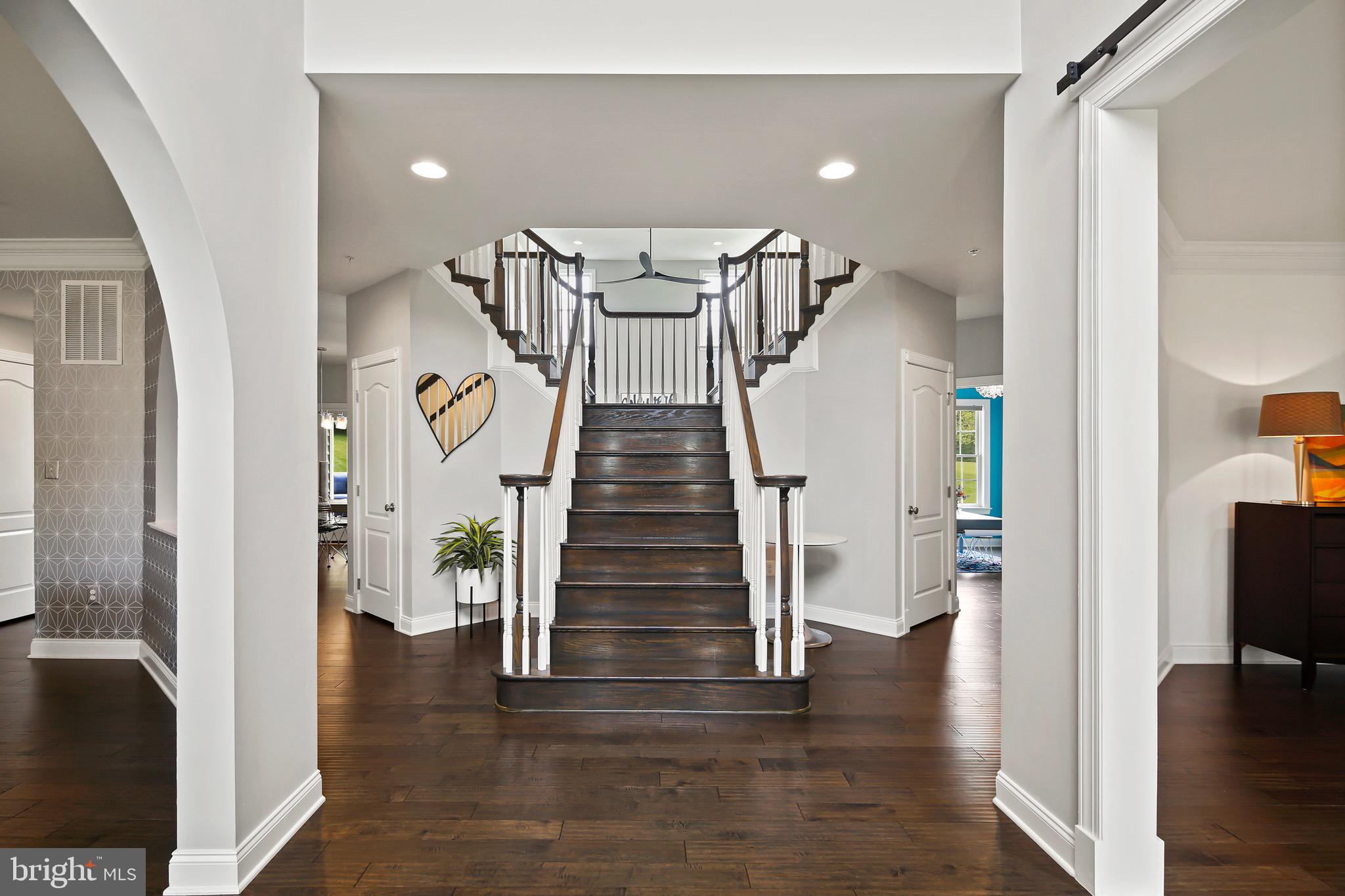 CATTAIL OVERLOOK - Residential