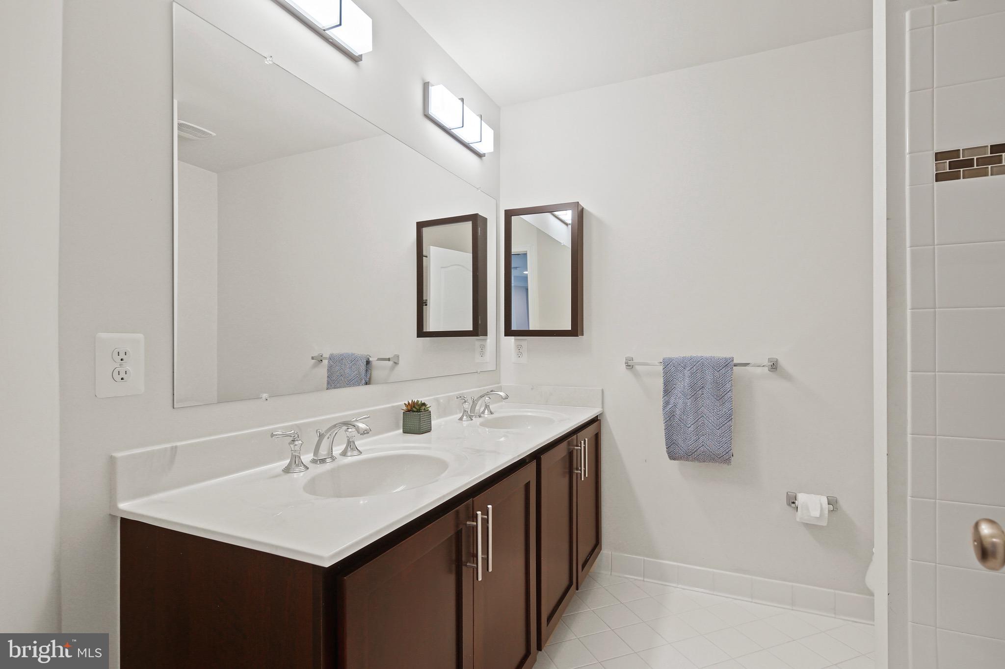 CATTAIL OVERLOOK - Residential