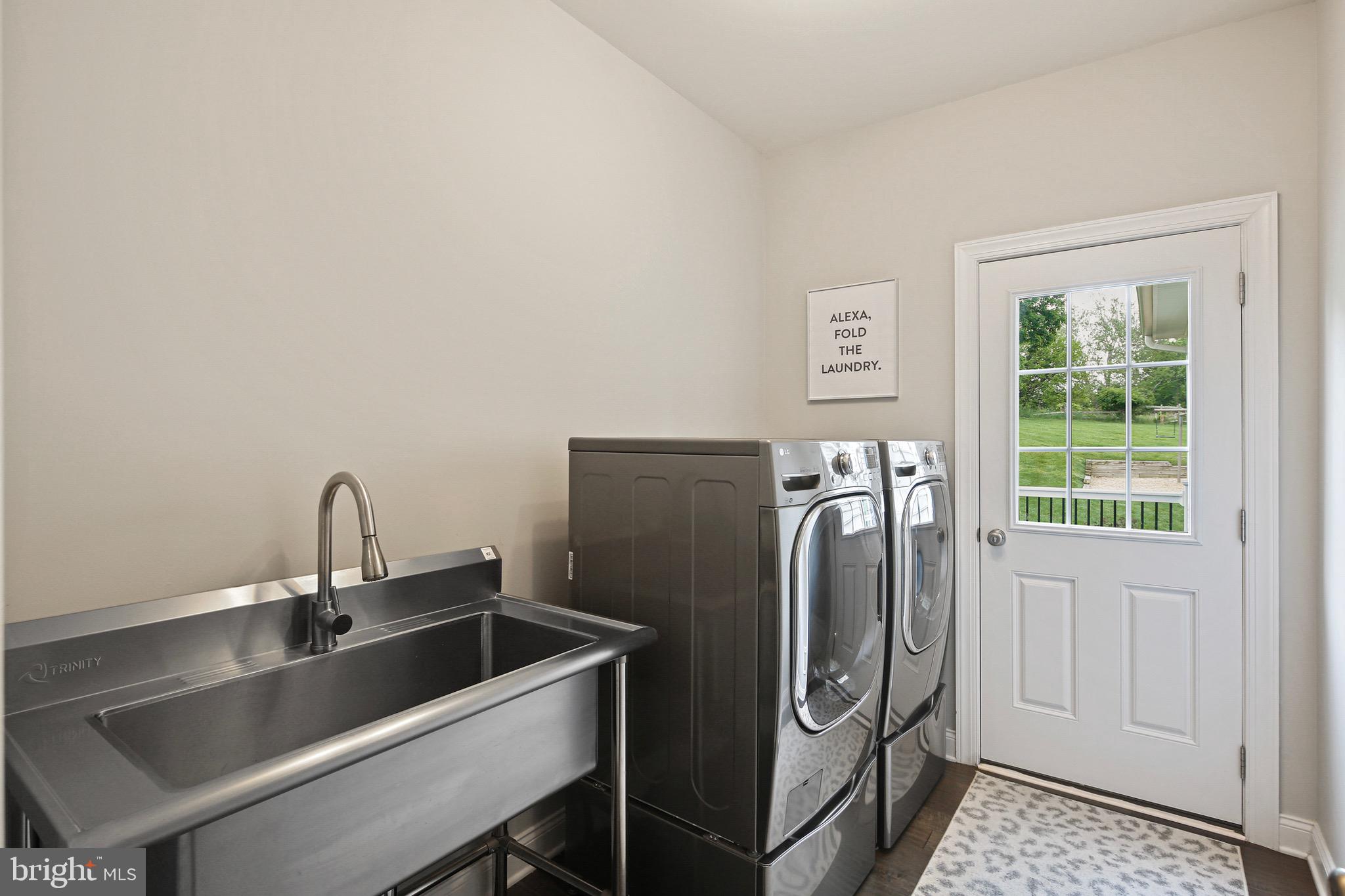 CATTAIL OVERLOOK - Residential