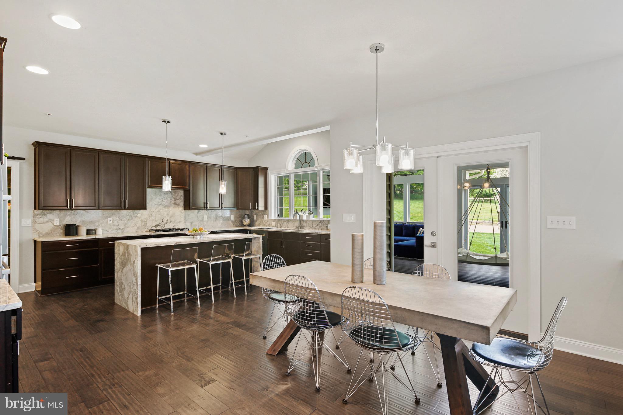 CATTAIL OVERLOOK - Residential