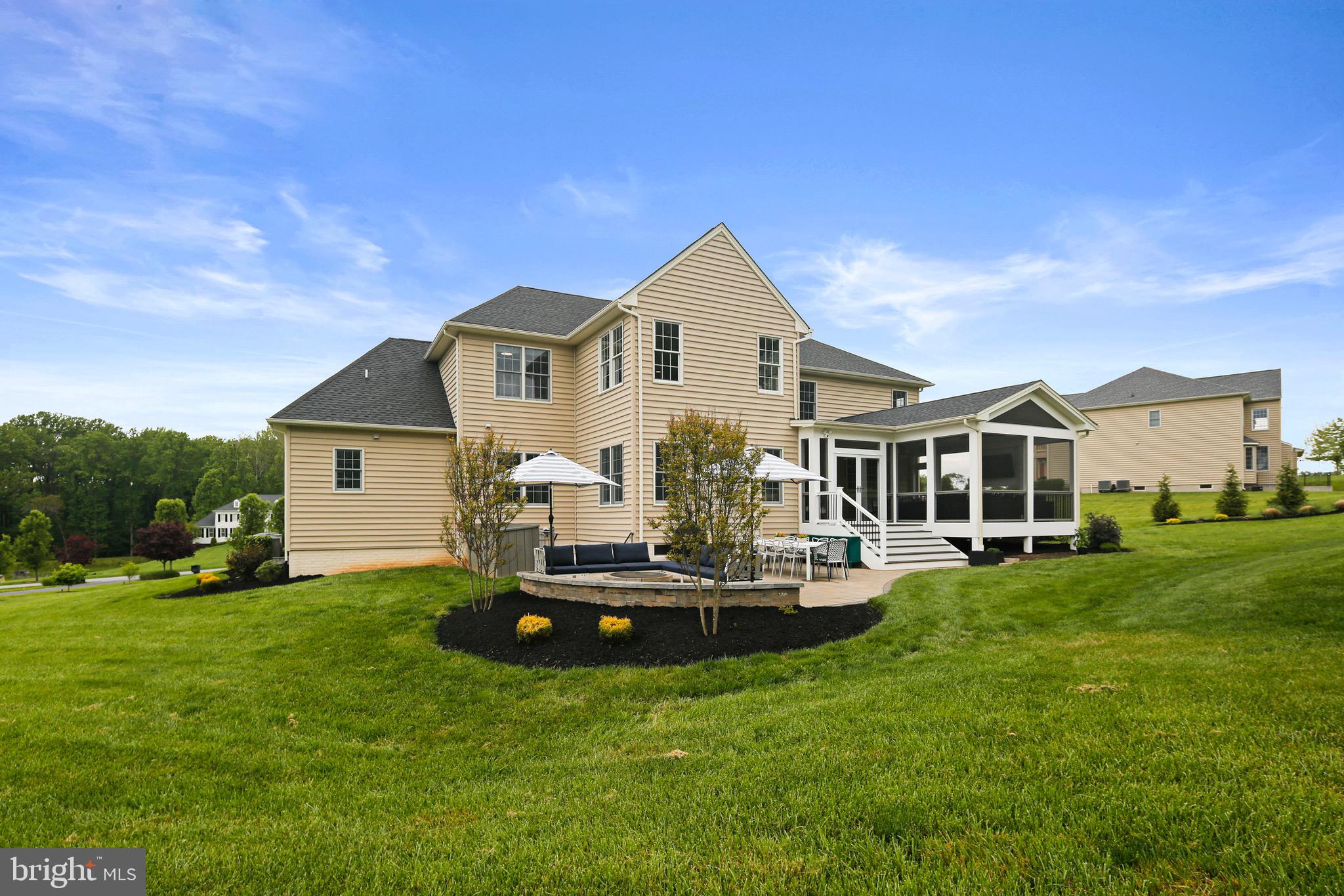 CATTAIL OVERLOOK - Residential