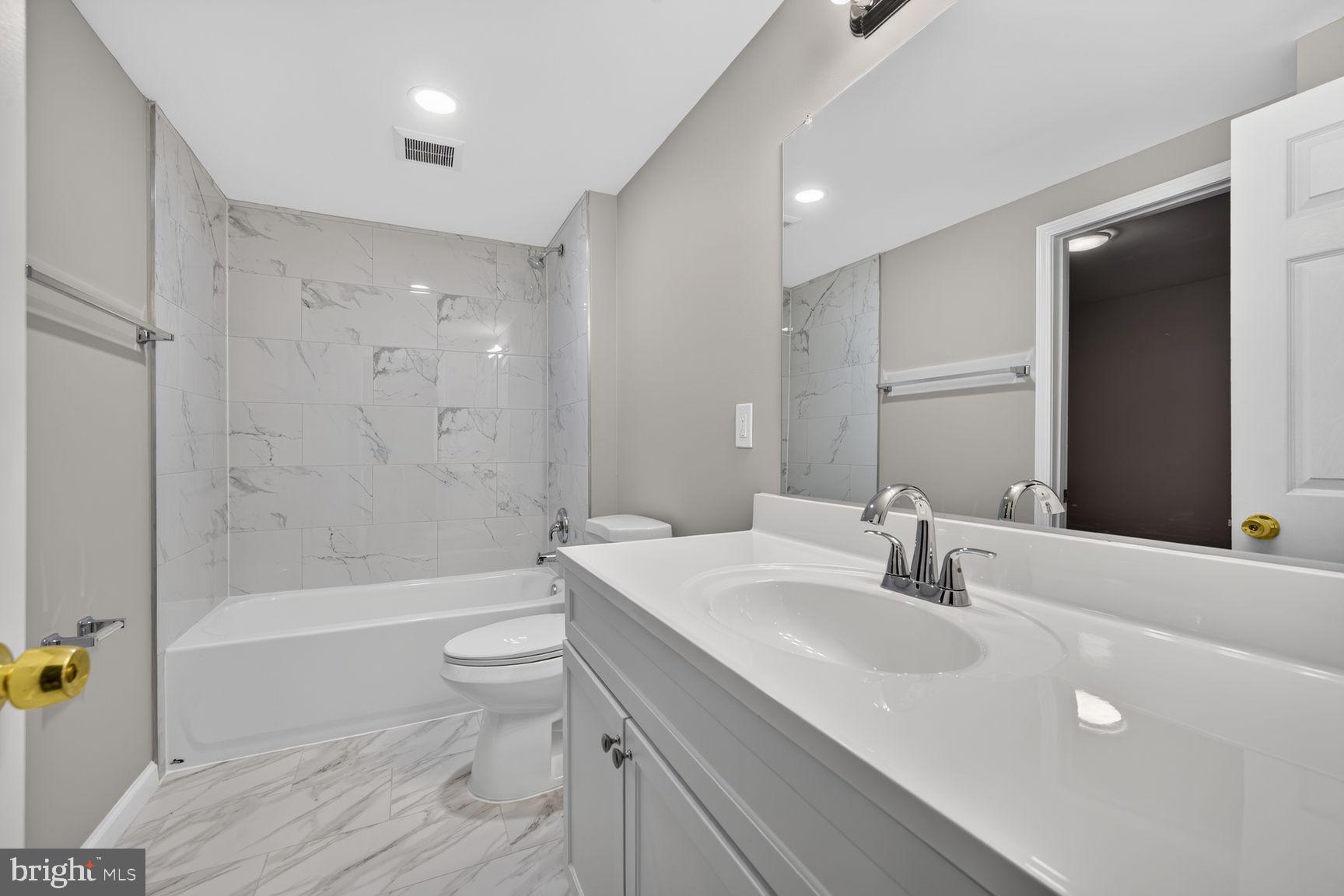 SUMMERFIELD CROSSING - Residential