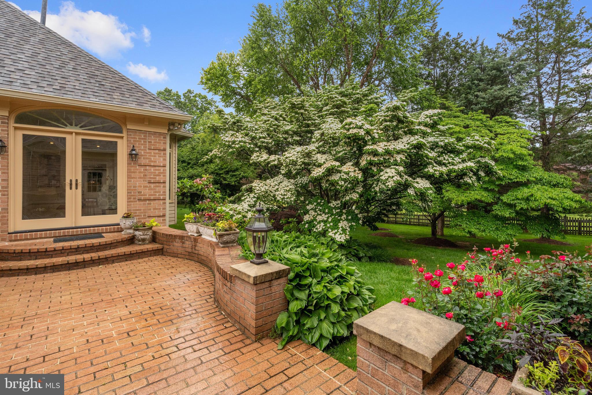 WOODLAND FALLS - Residential