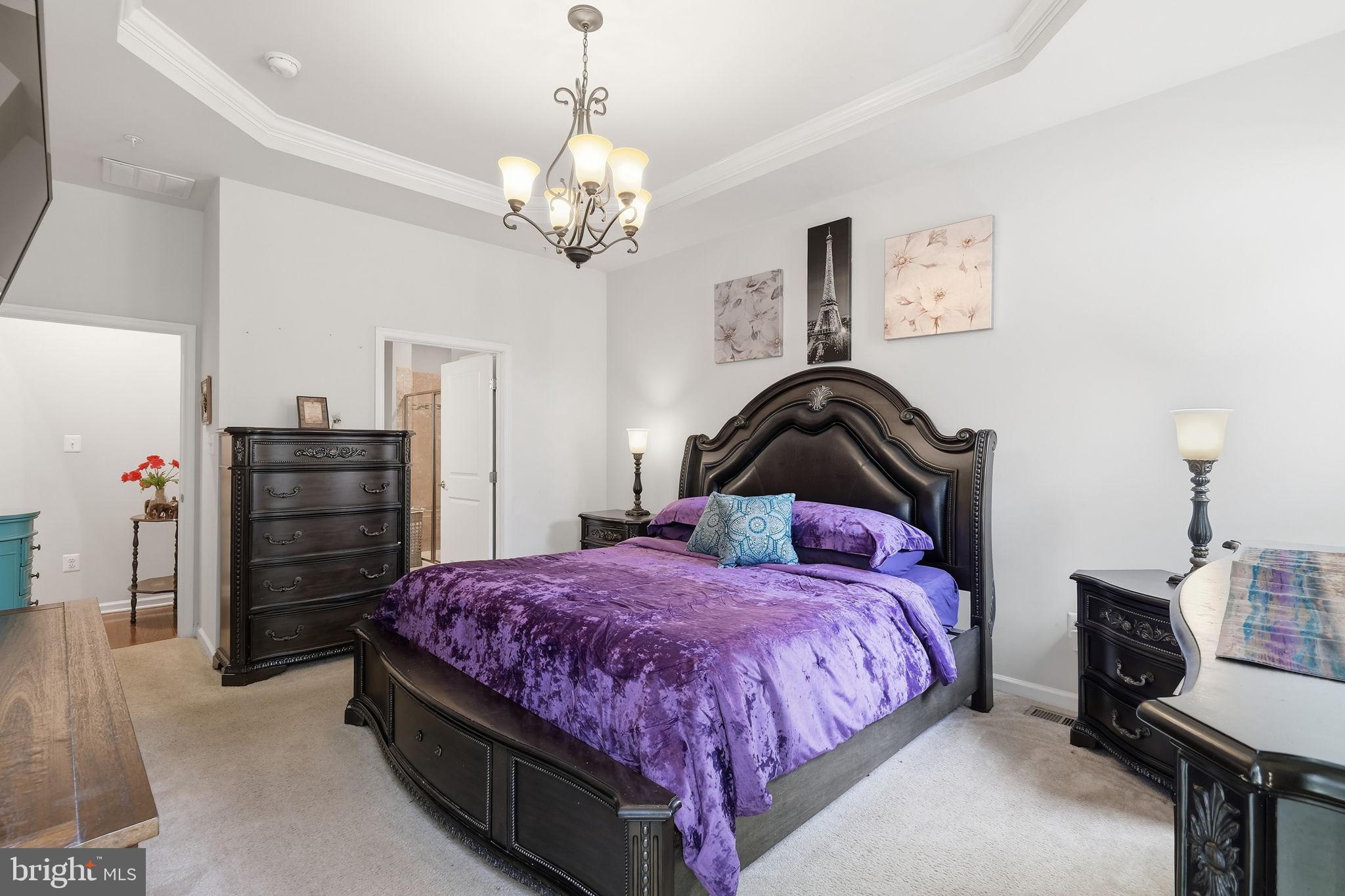 PONDVIEW - Residential