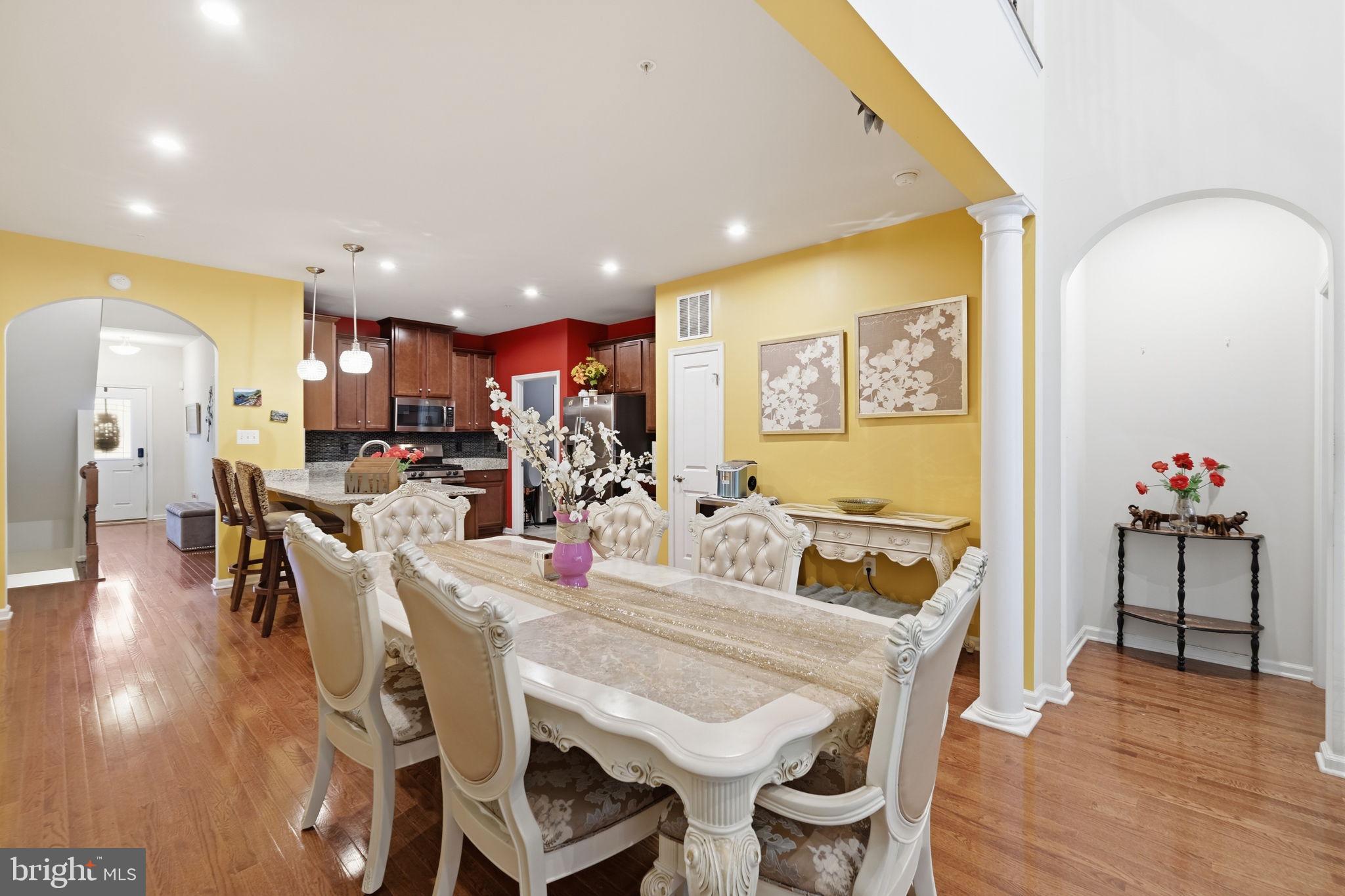 PONDVIEW - Residential